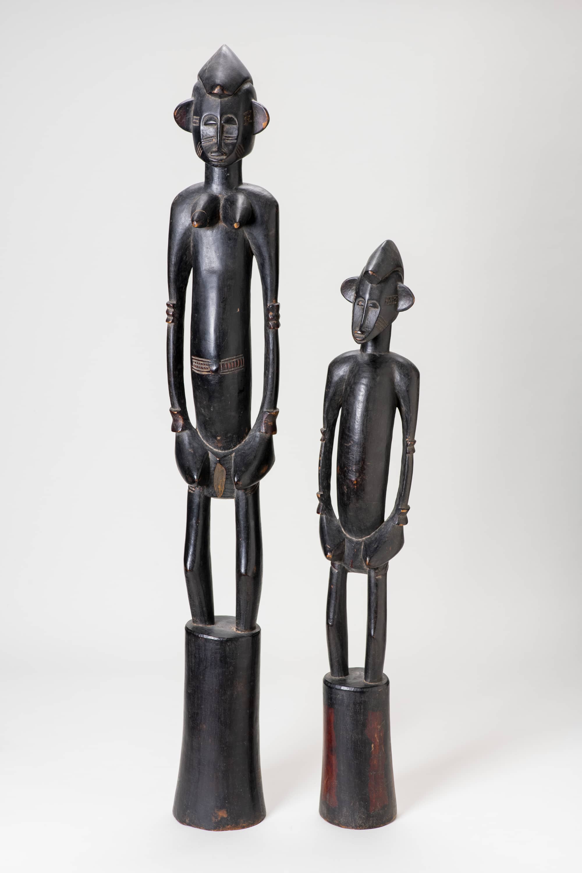 Couple de statues pilon africaines